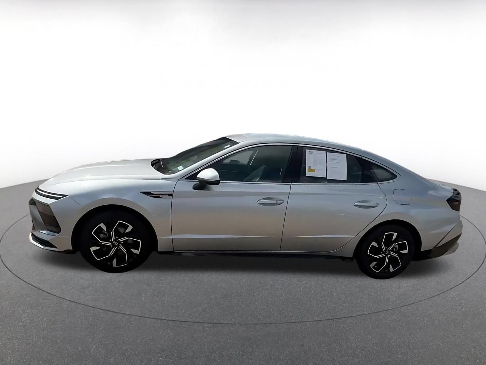 Thumbnail: 2025 Hyundai Sonata - 10