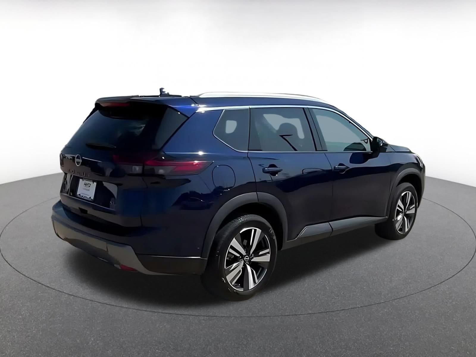 Thumbnail: 2026 Nissan Rogue - 14