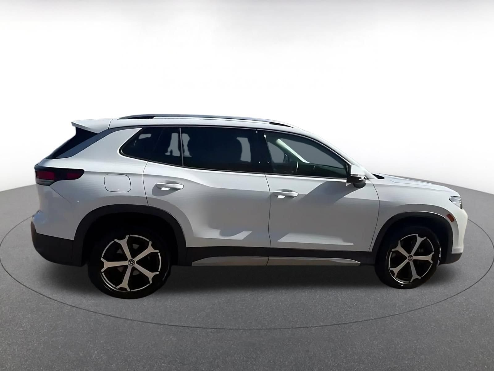 Thumbnail: 2026 Volkswagen Tiguan - 15