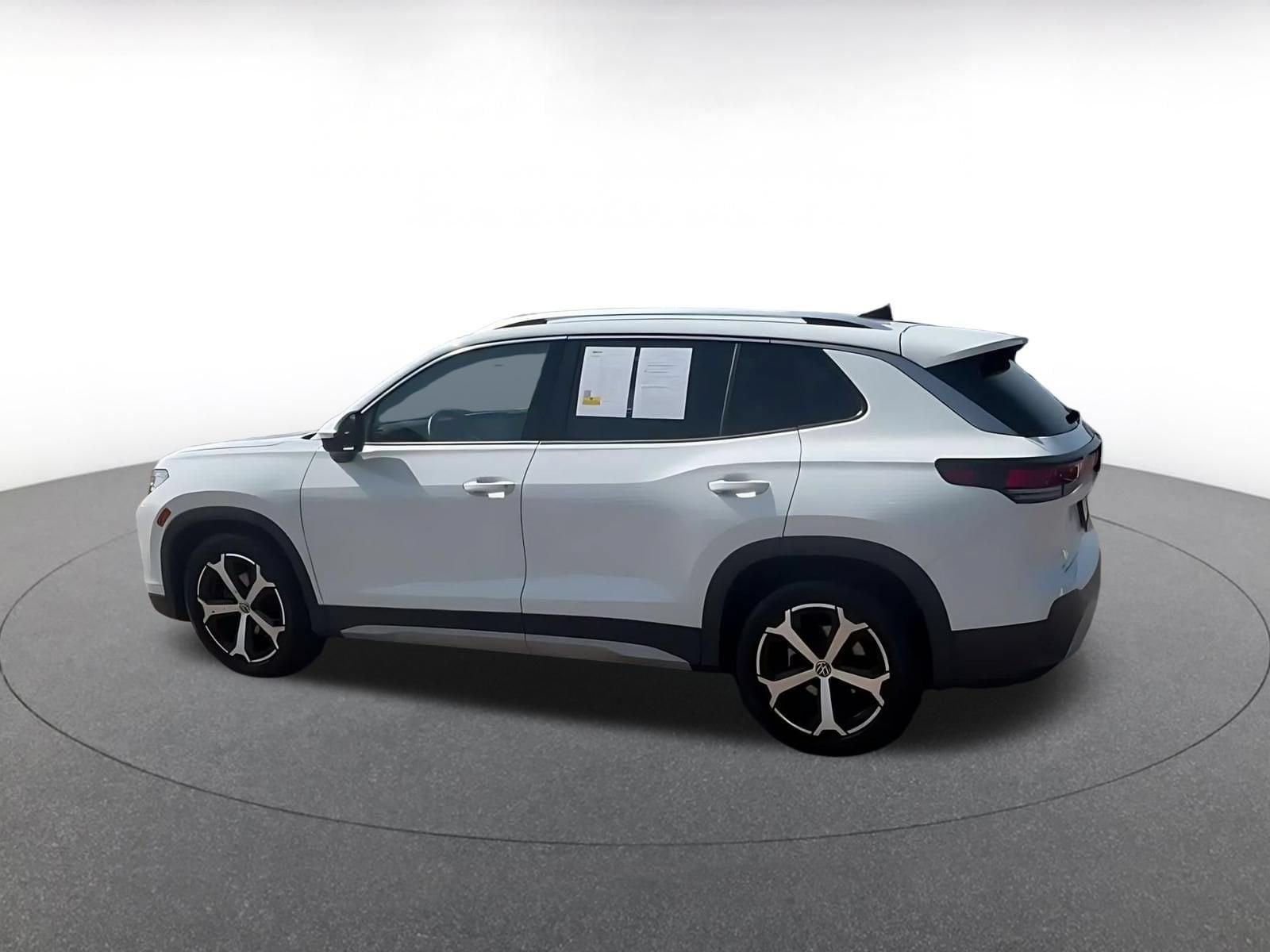 Thumbnail: 2026 Volkswagen Tiguan - 9