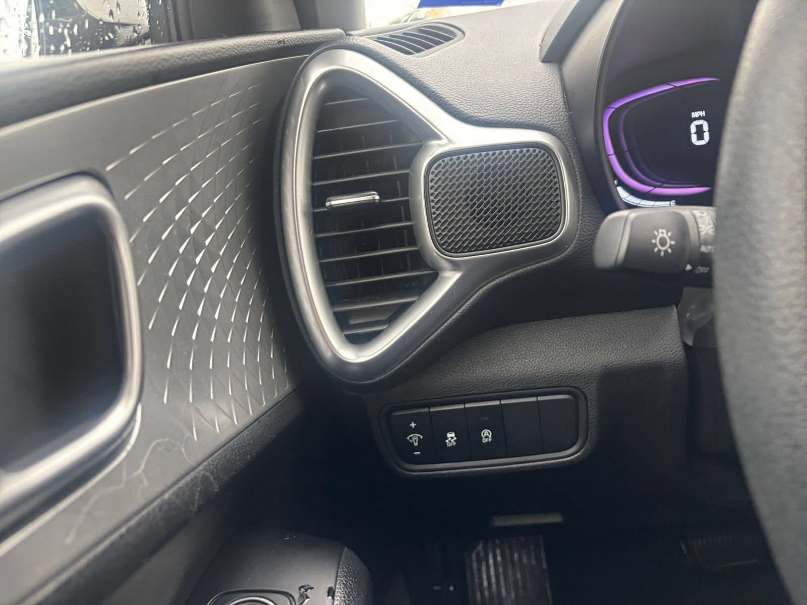 Thumbnail: 2025 Kia Soul - 31