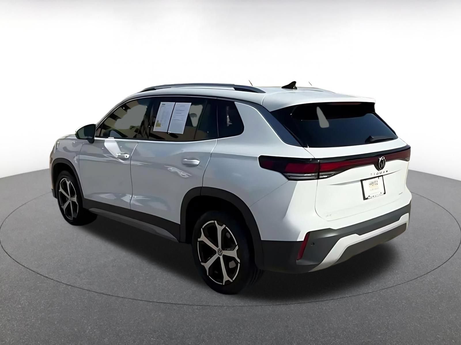 Thumbnail: 2026 Volkswagen Tiguan - 10