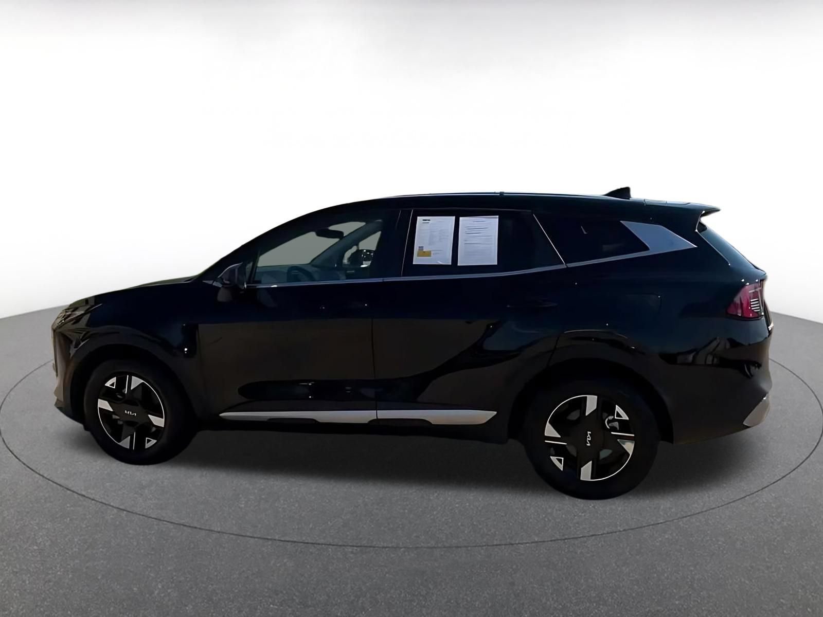 Thumbnail: 2026 Kia Sportage - 9