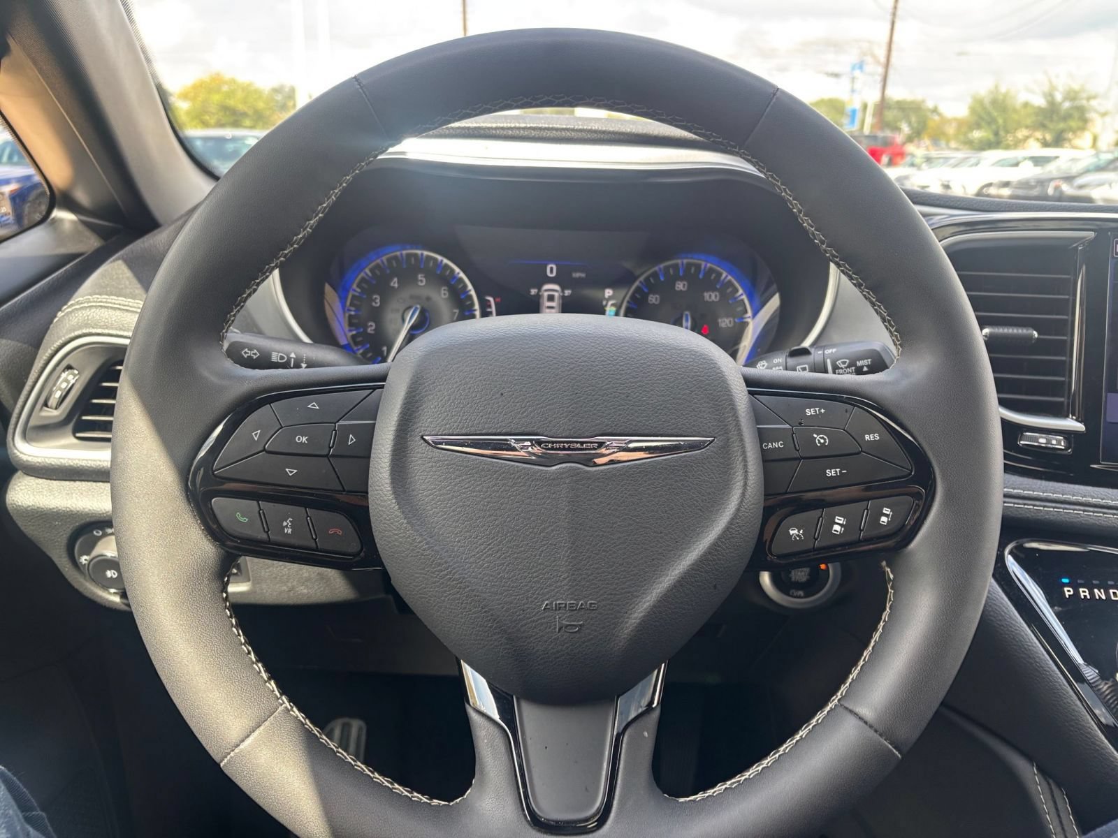 Thumbnail: 2025 Chrysler Pacifica - 30