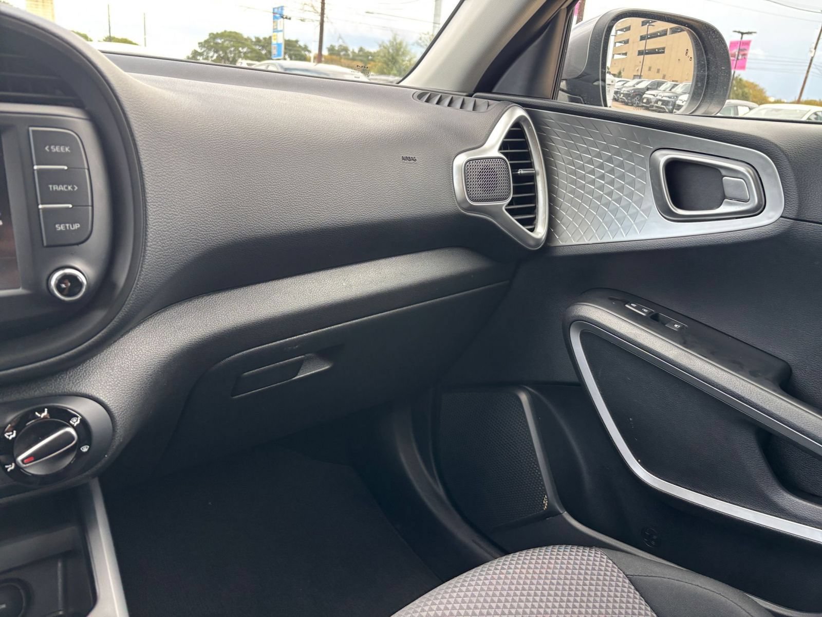 Thumbnail: 2025 Kia Soul - 32