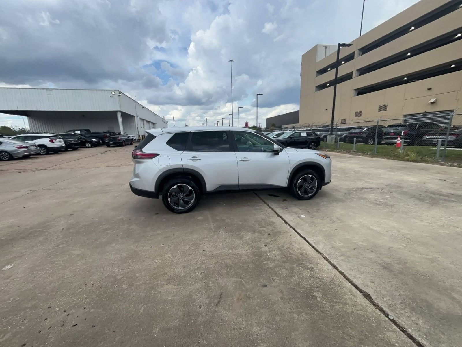 Thumbnail: 2025 Nissan Rogue - 14