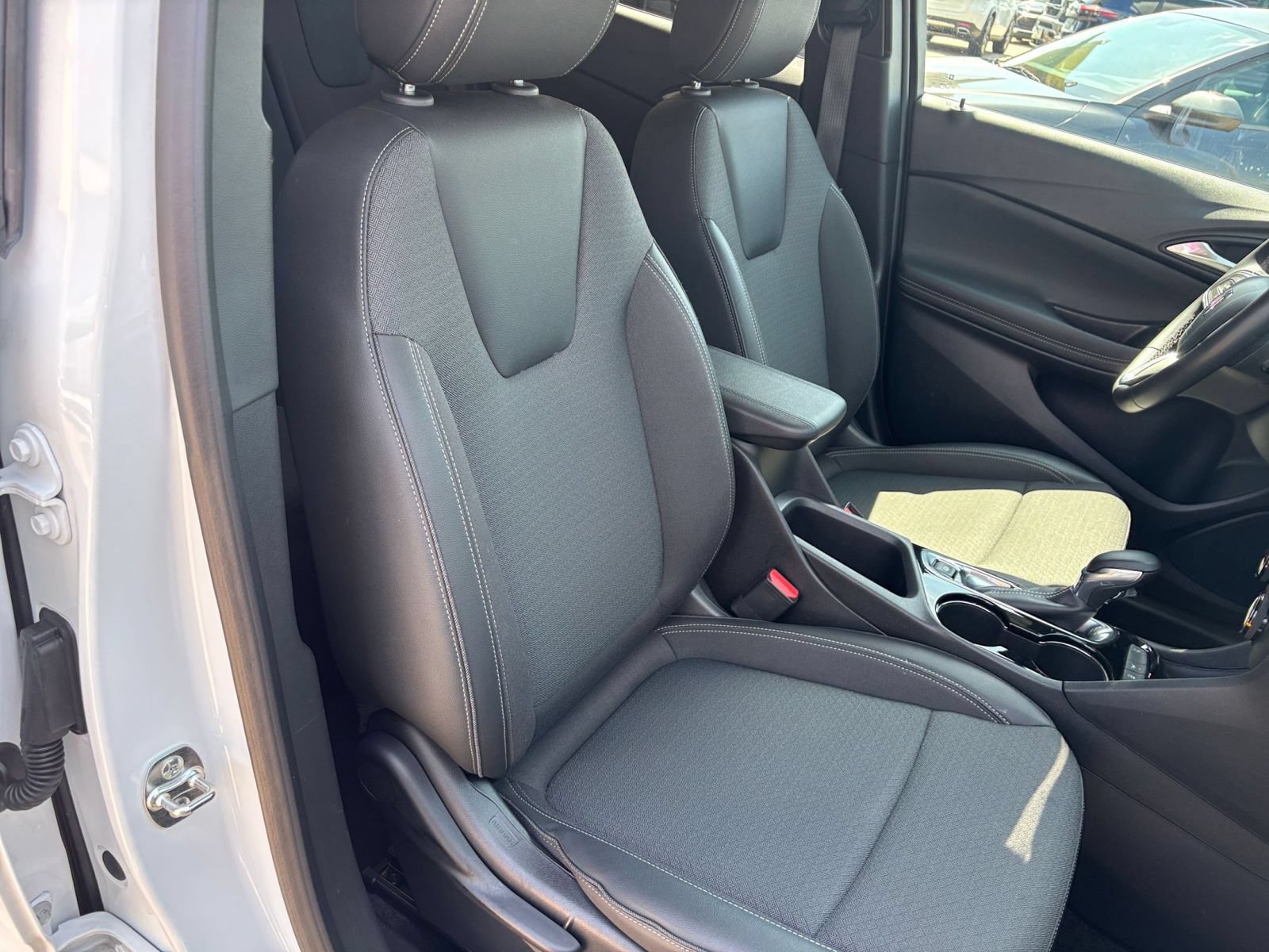 Thumbnail: 2026 Buick Encore GX - 34
