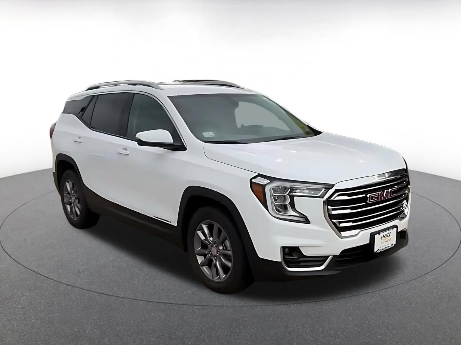 Thumbnail: 2024 GMC Terrain - 3