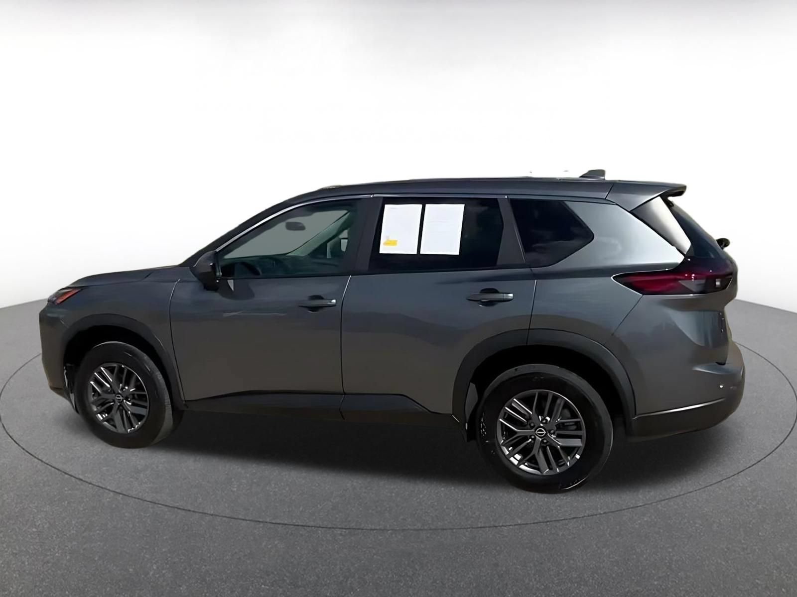 Thumbnail: 2026 Nissan Rogue - 10