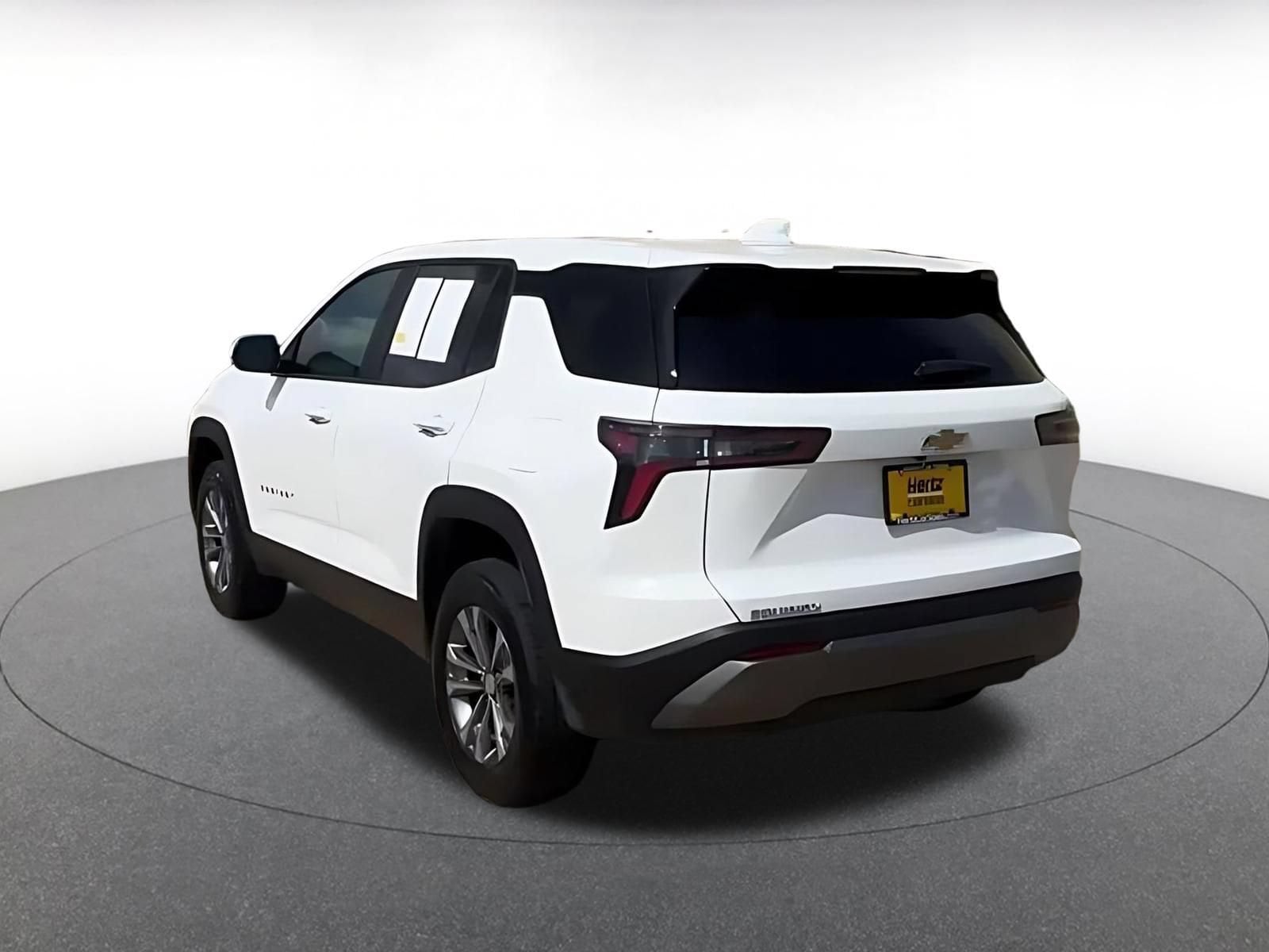 Thumbnail: 2025 Chevrolet Equinox - 10