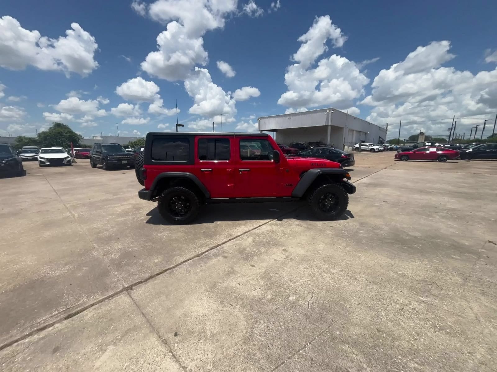 Thumbnail: 2025 Jeep Wrangler - 14