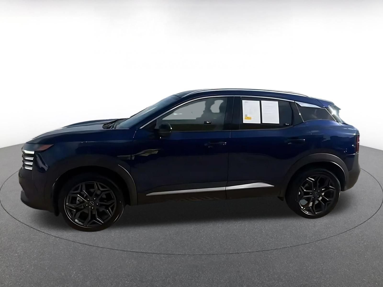 Thumbnail: 2026 Nissan Kicks - 8