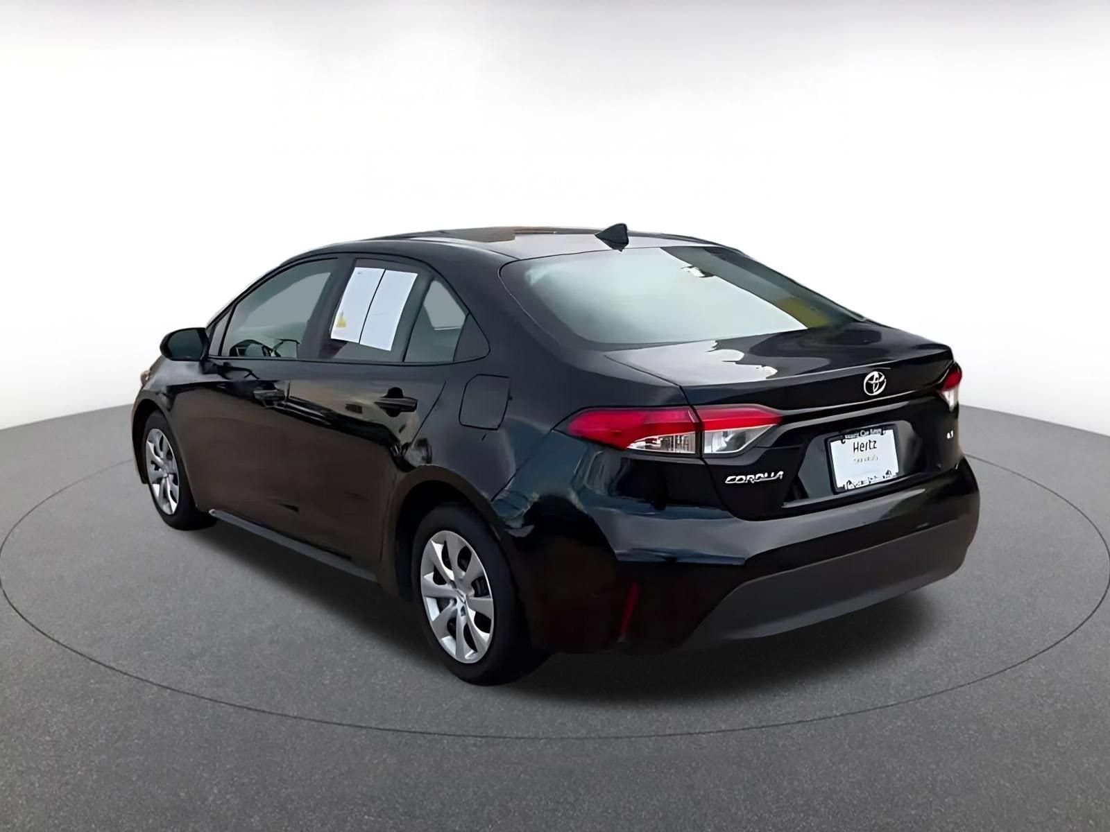 Thumbnail: 2025 Toyota Corolla - 10