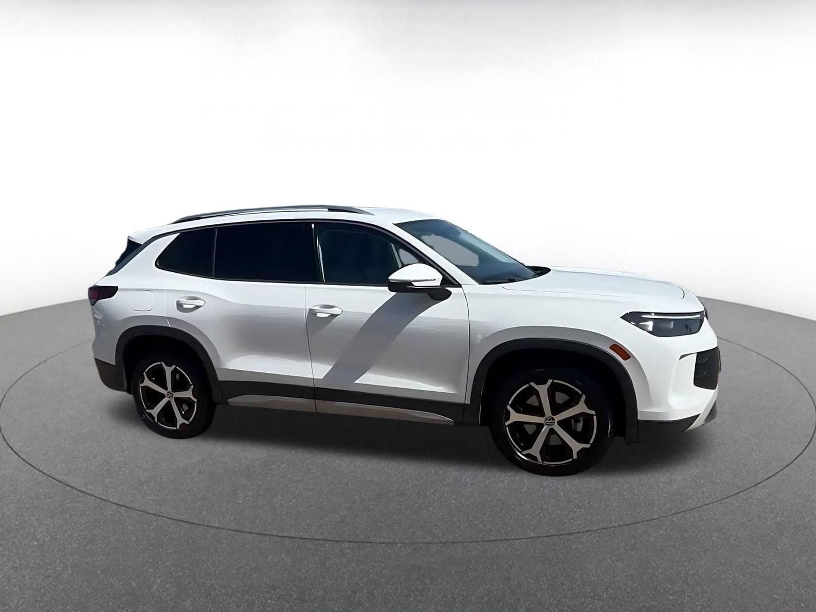 Thumbnail: 2026 Volkswagen Tiguan - 2