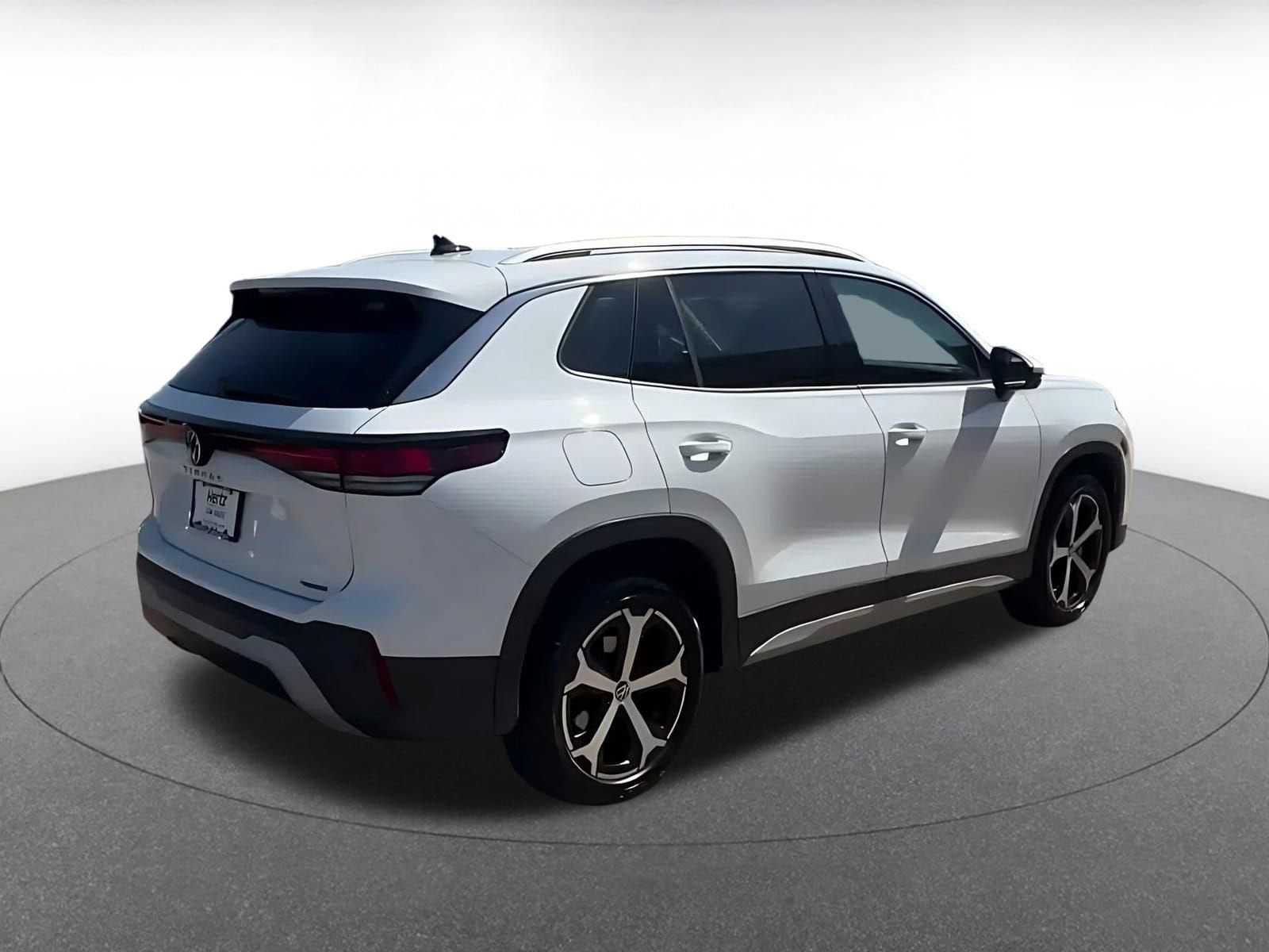 Thumbnail: 2026 Volkswagen Tiguan - 13