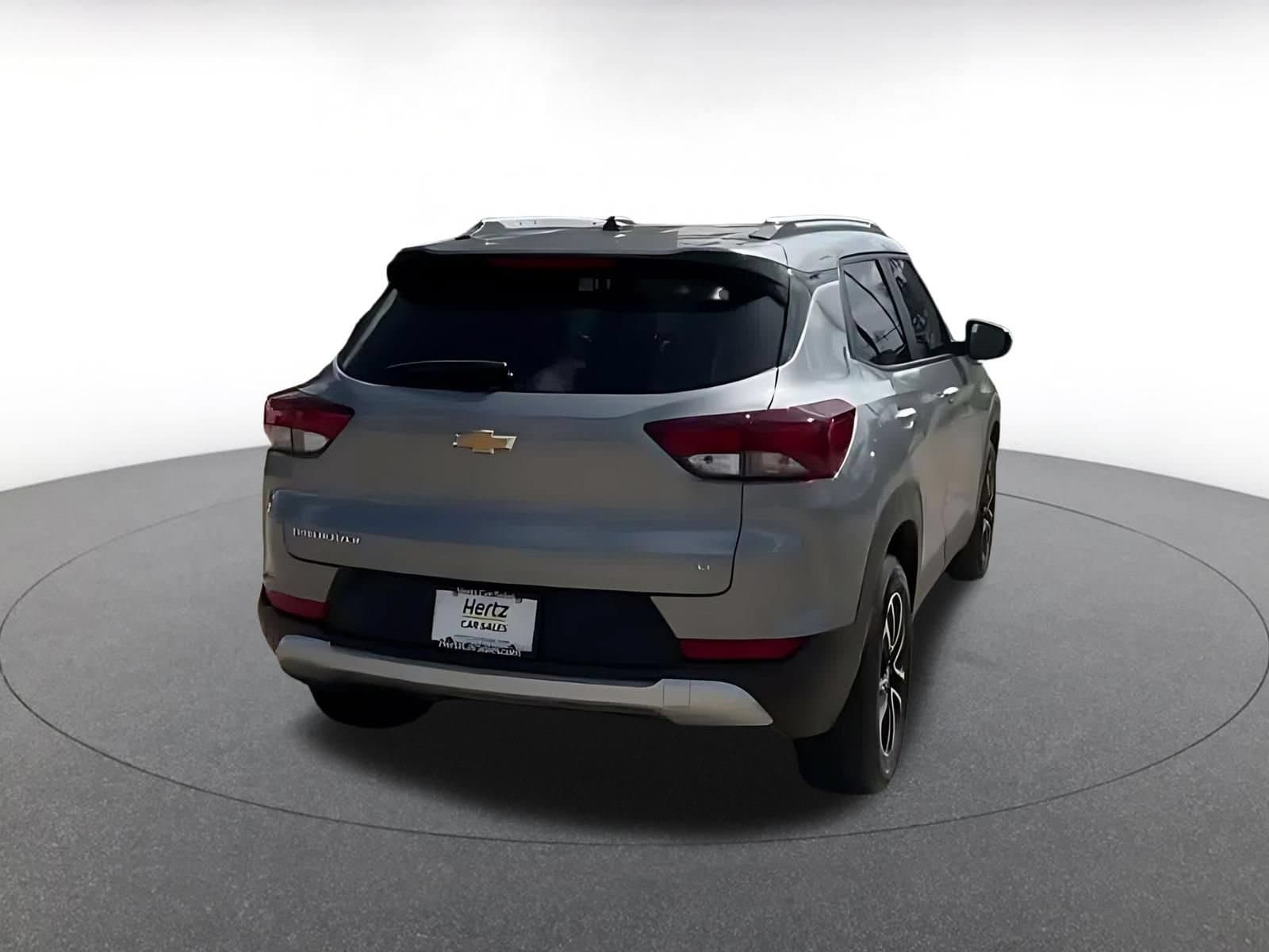 Thumbnail: 2025 Chevrolet TrailBlazer - 14