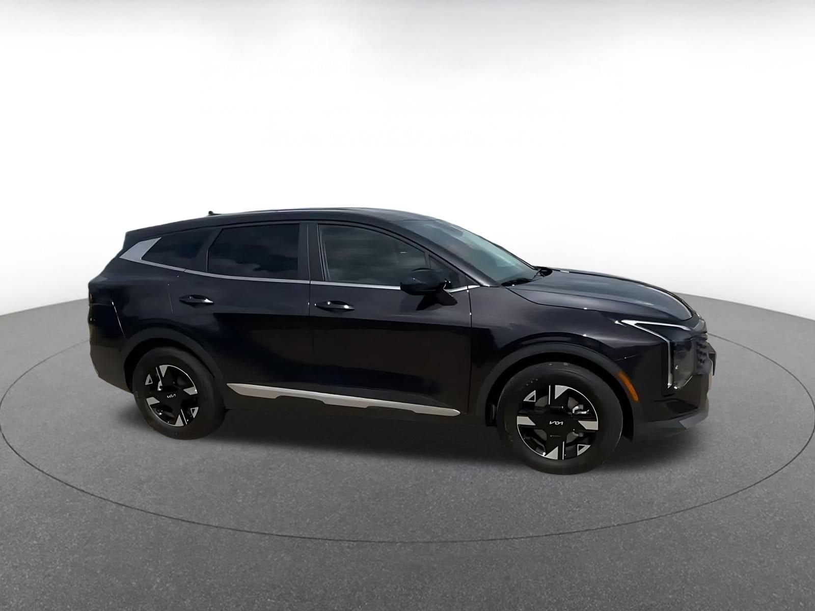 Thumbnail: 2026 Kia Sportage - 2
