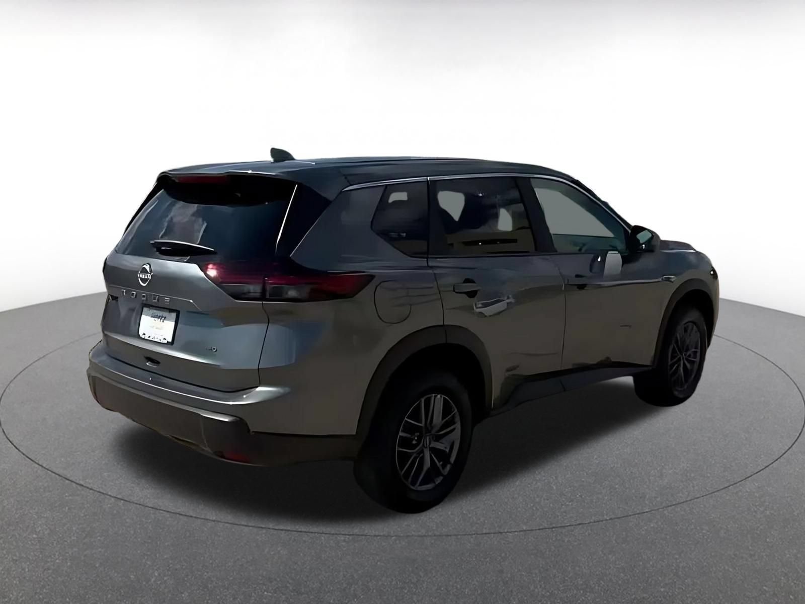Thumbnail: 2026 Nissan Rogue - 14