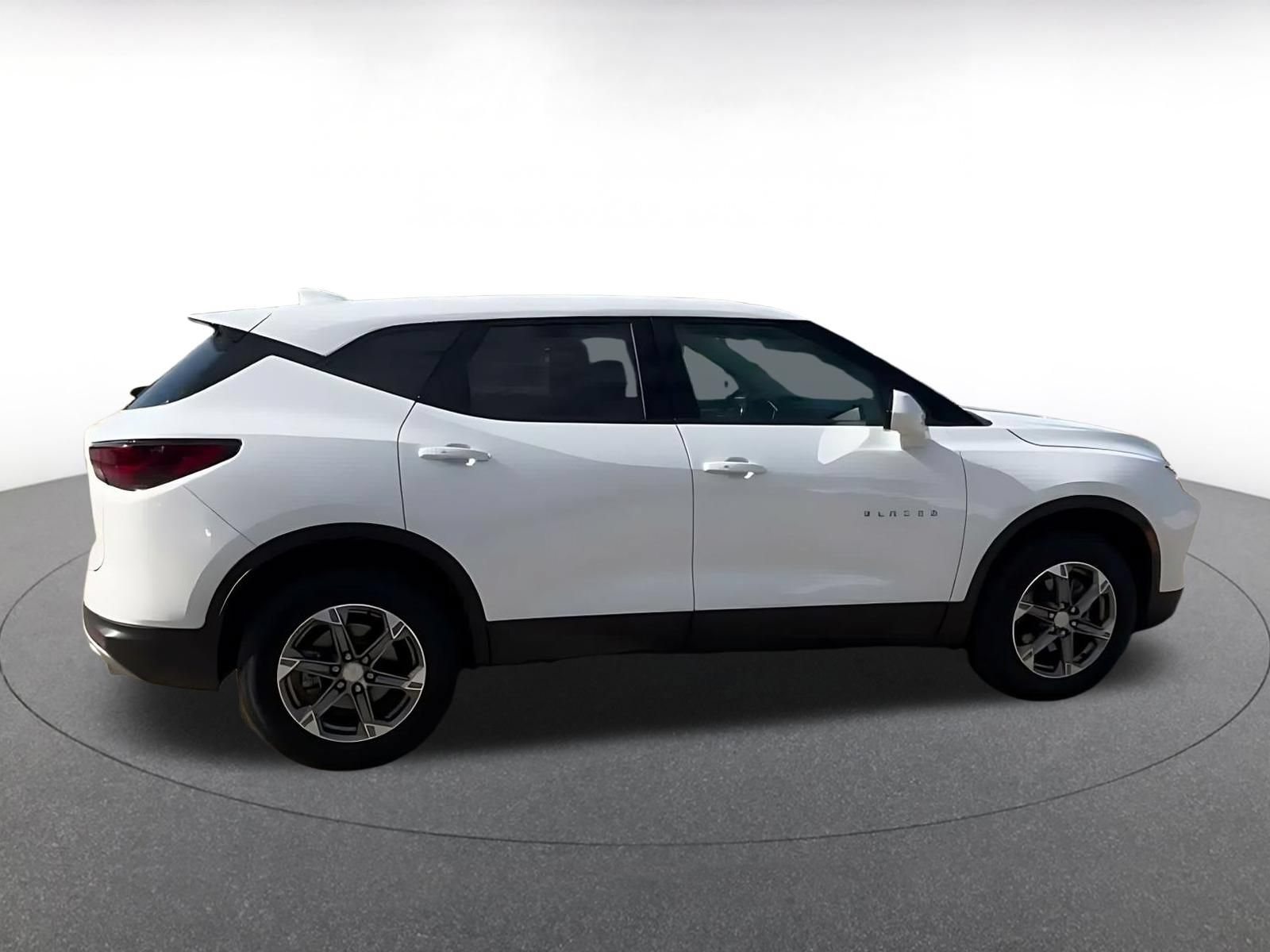 Thumbnail: 2026 Chevrolet Blazer - 14