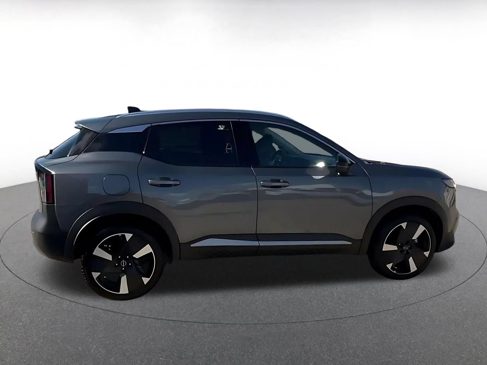 Thumbnail: 2026 Nissan Kicks - 15