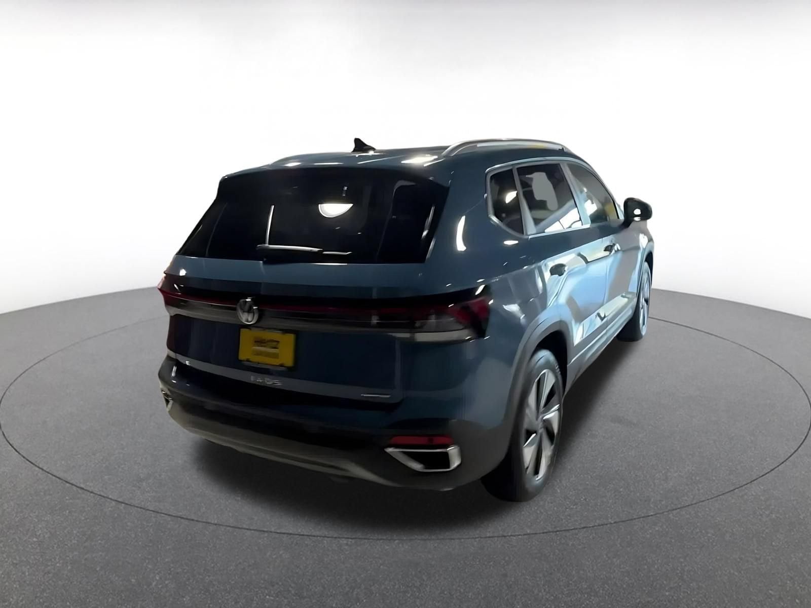 Thumbnail: 2026 Volkswagen Taos - 13