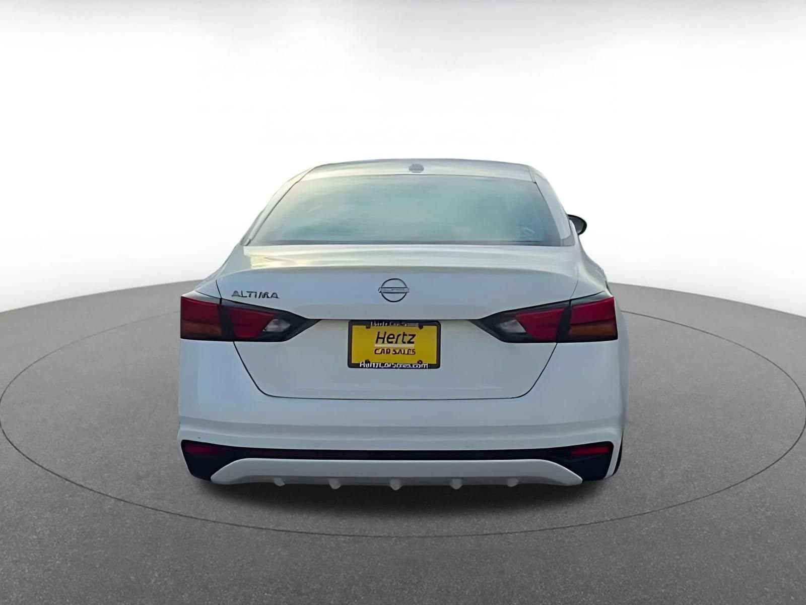 Thumbnail: 2025 Nissan Altima - 12