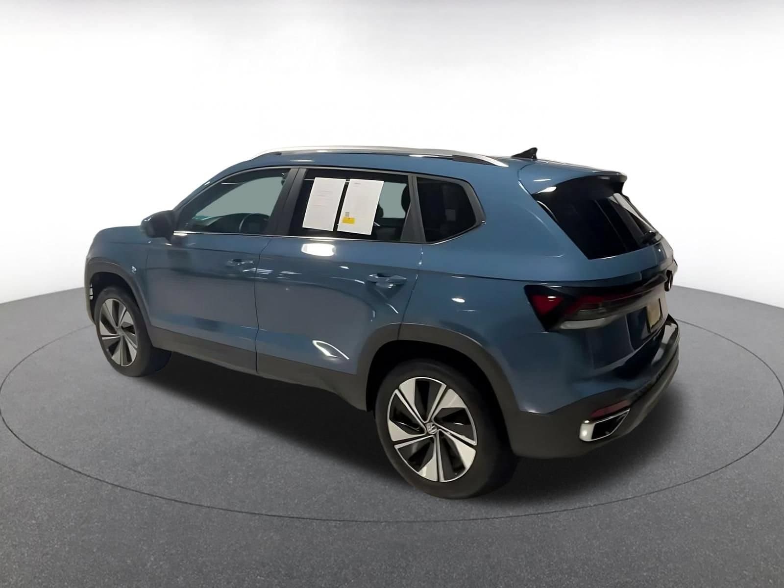 Thumbnail: 2026 Volkswagen Taos - 9