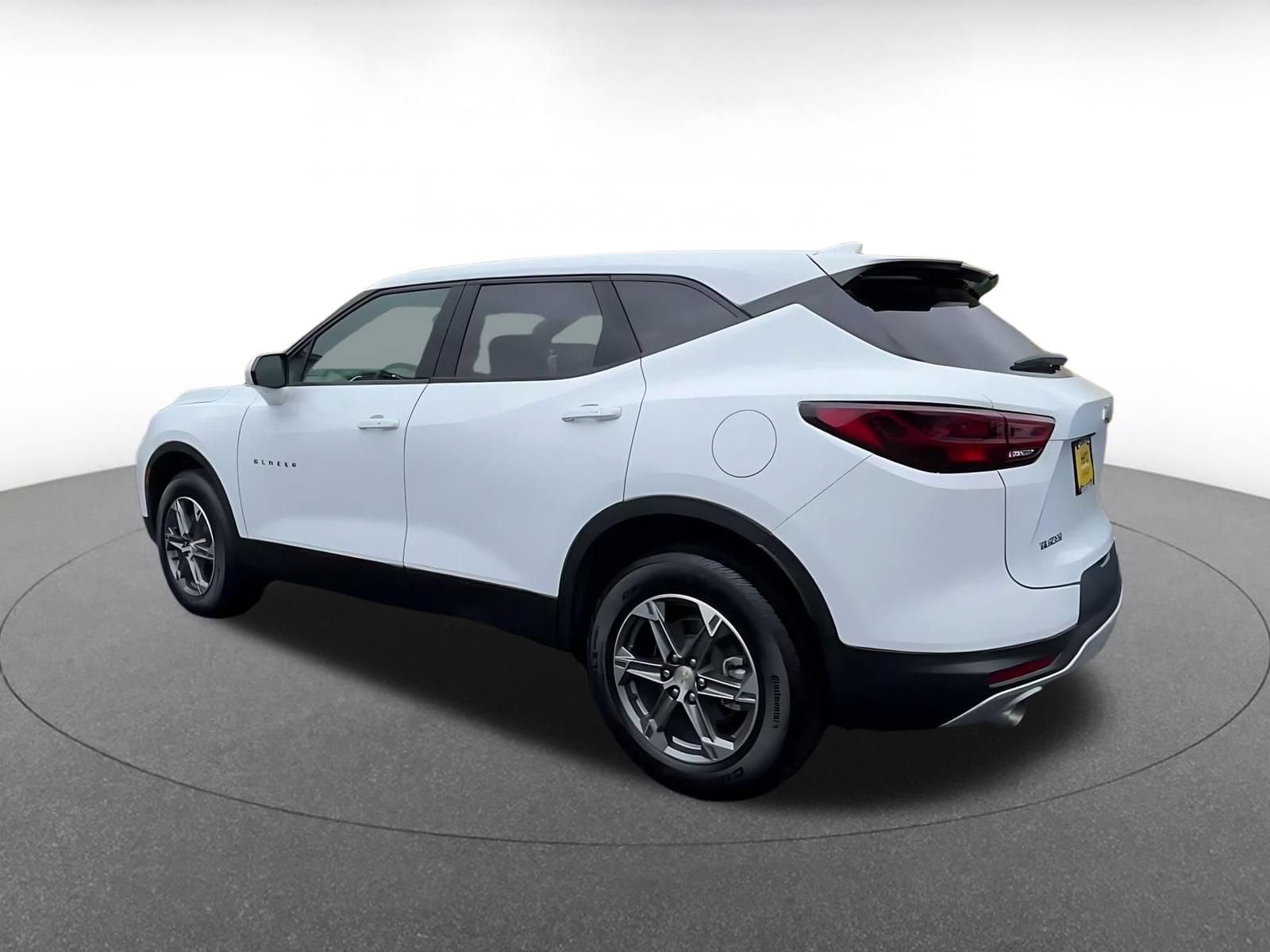 Thumbnail: 2026 Chevrolet Blazer - 9