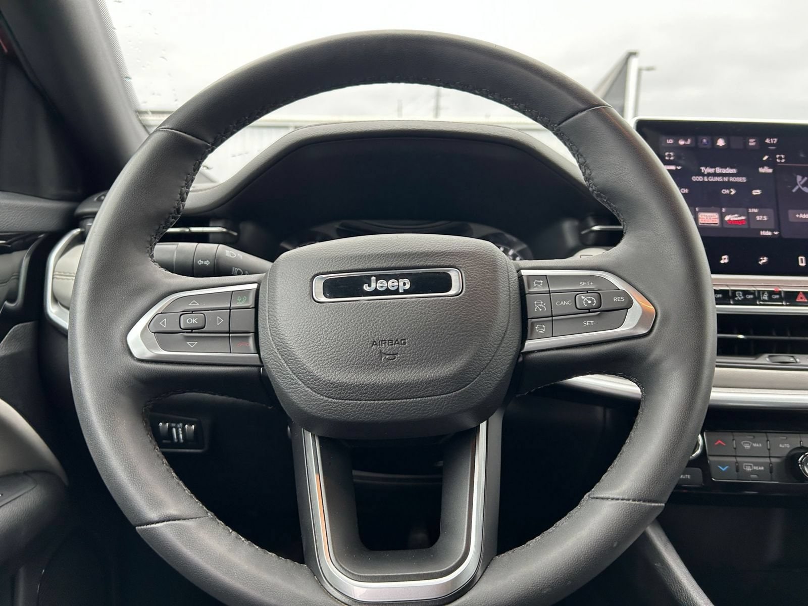 Thumbnail: 2025 Jeep Compass - 29