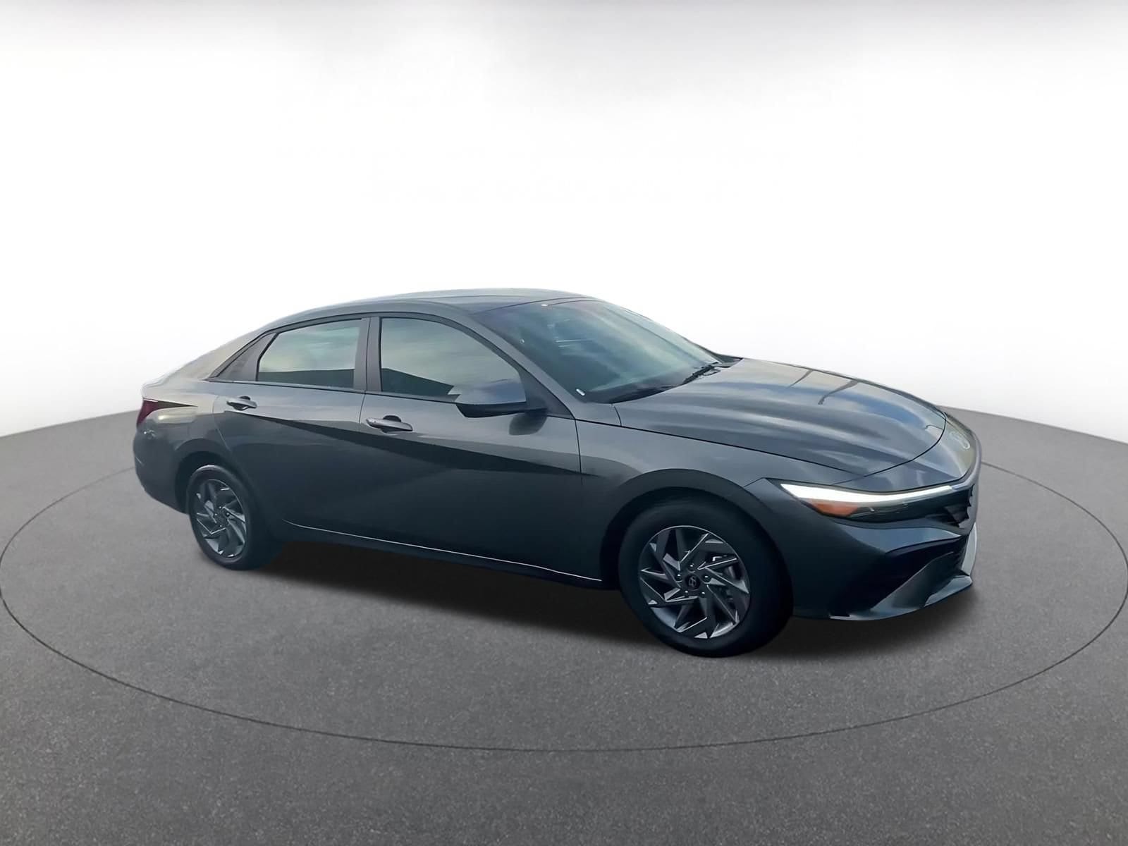 Thumbnail: 2026 Hyundai Elantra - 2