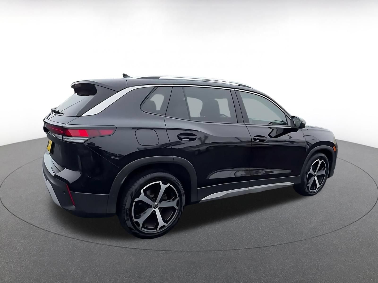 Thumbnail: 2026 Volkswagen Tiguan - 14
