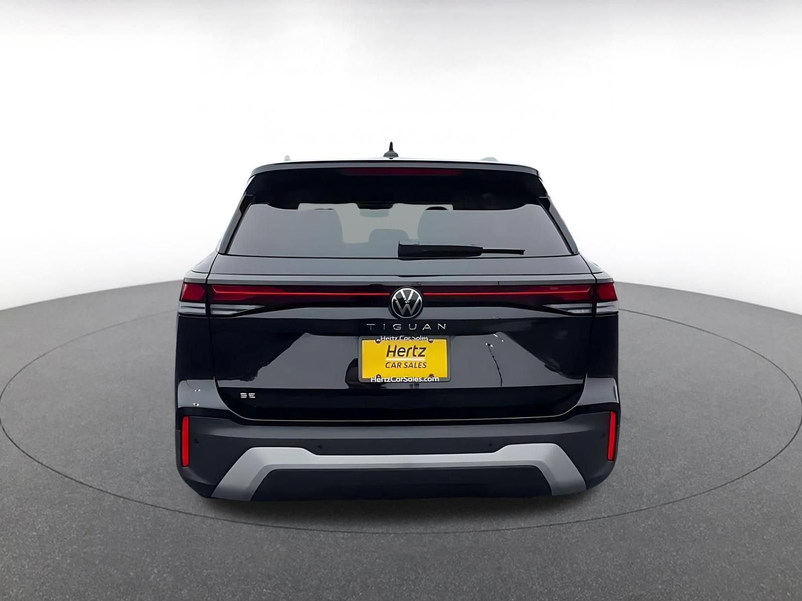 Thumbnail: 2026 Volkswagen Tiguan - 12