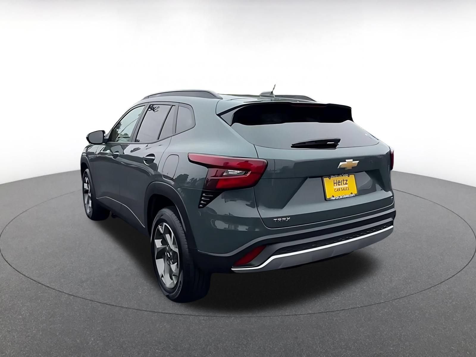 Thumbnail: 2025 Chevrolet Trax - 10
