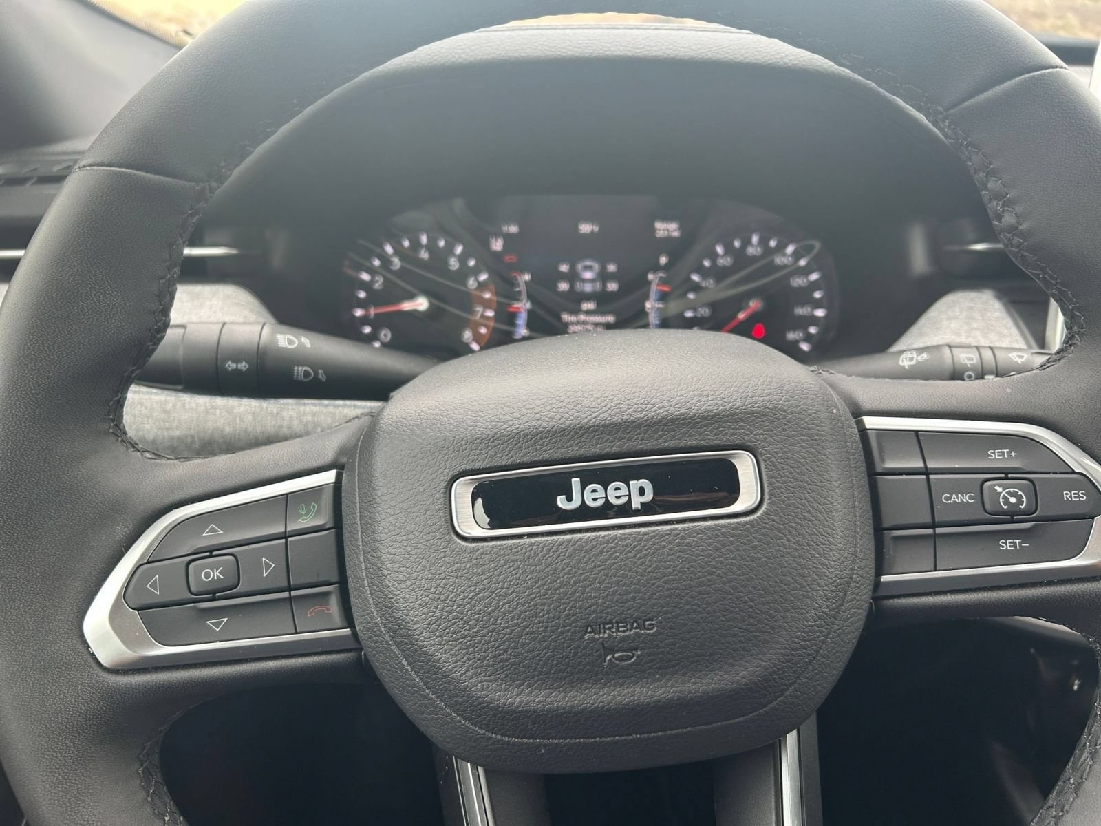 Thumbnail: 2025 Jeep Compass - 27