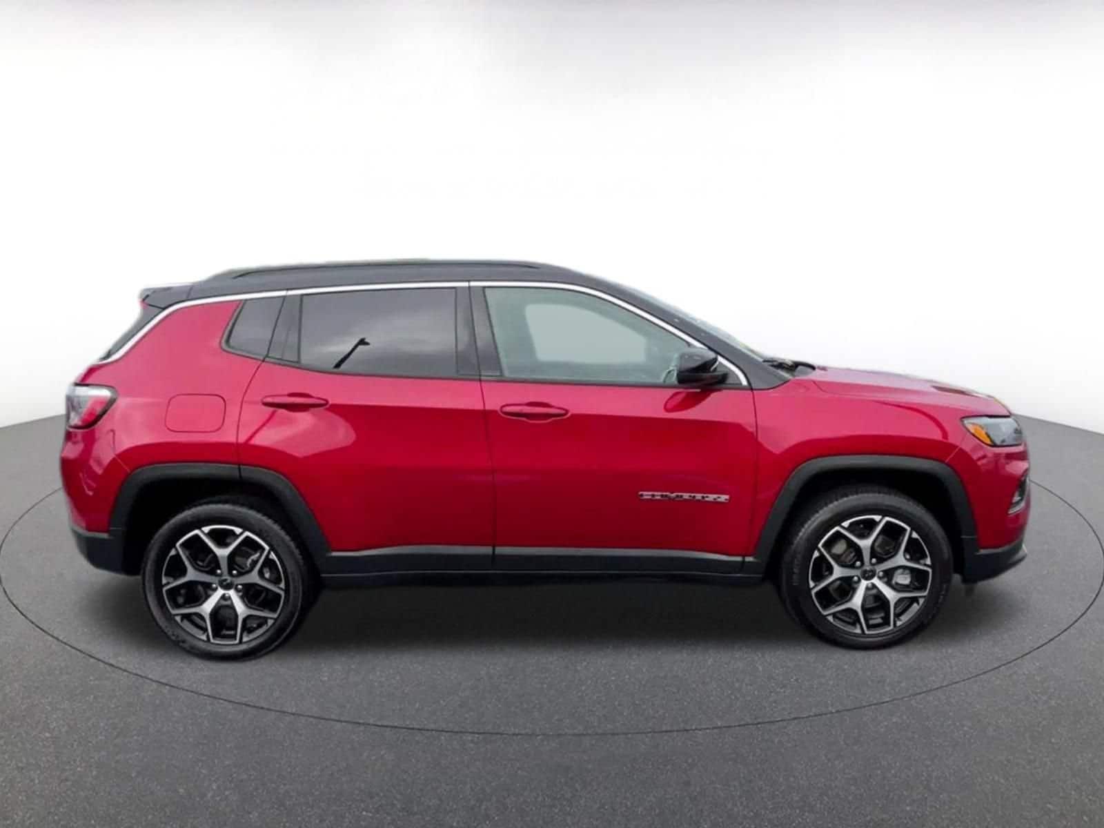 Thumbnail: 2025 Jeep Compass - 15