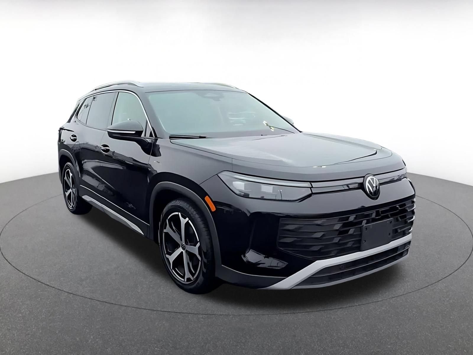 Thumbnail: 2026 Volkswagen Tiguan - 3