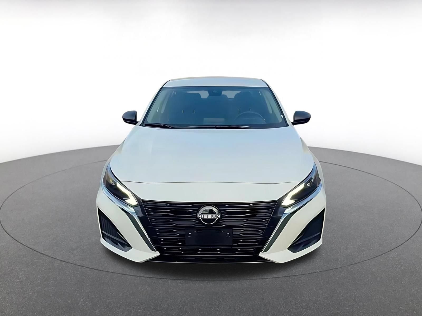 Thumbnail: 2025 Nissan Altima - 4