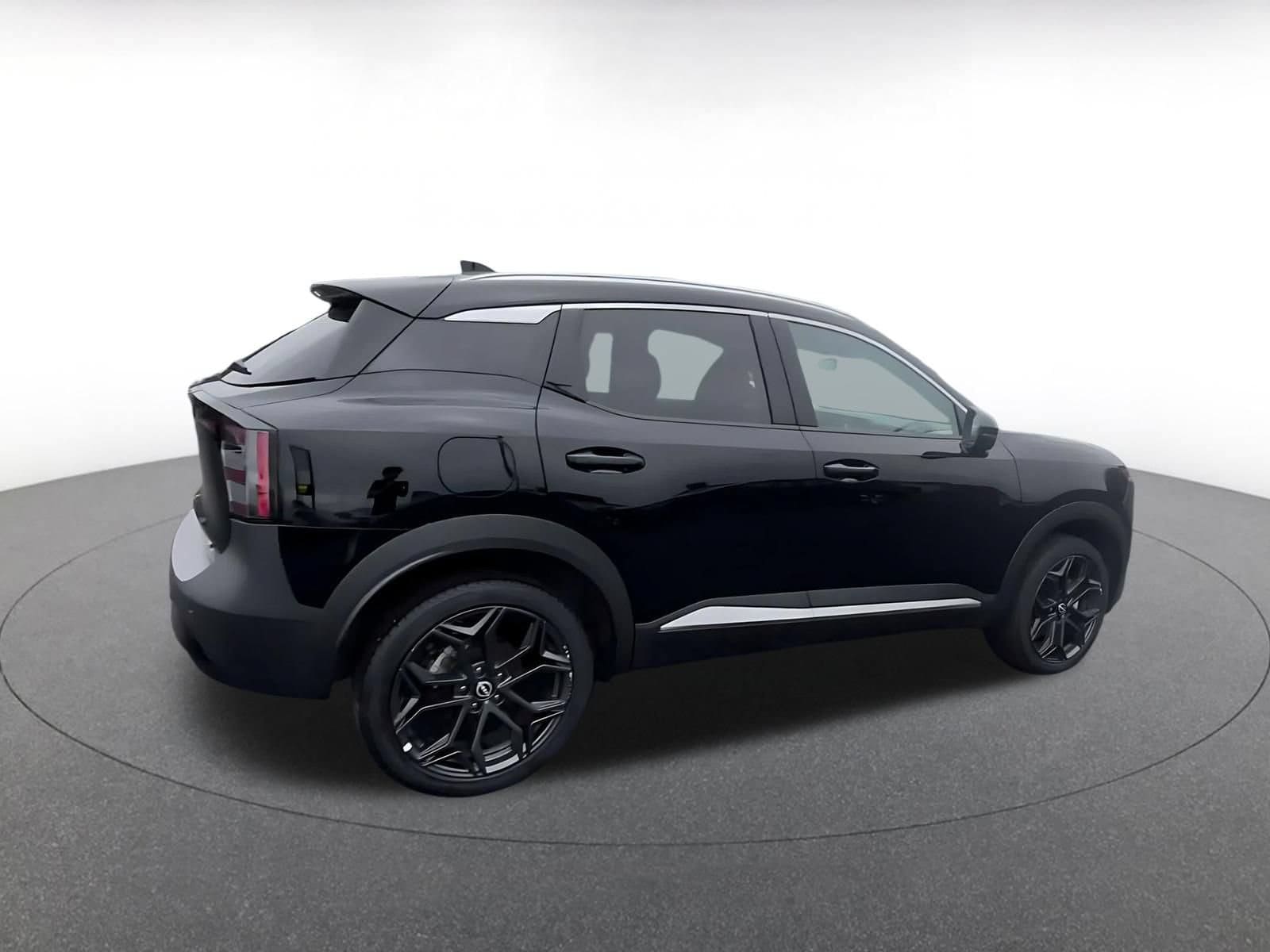 Thumbnail: 2026 Nissan Kicks - 13