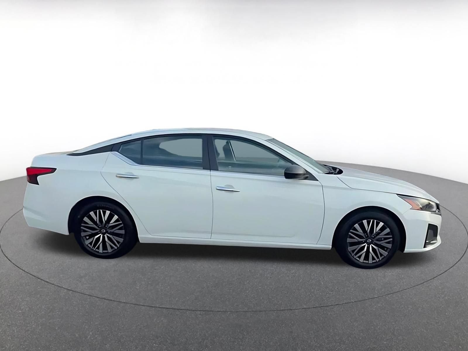 Thumbnail: 2025 Nissan Altima - 15