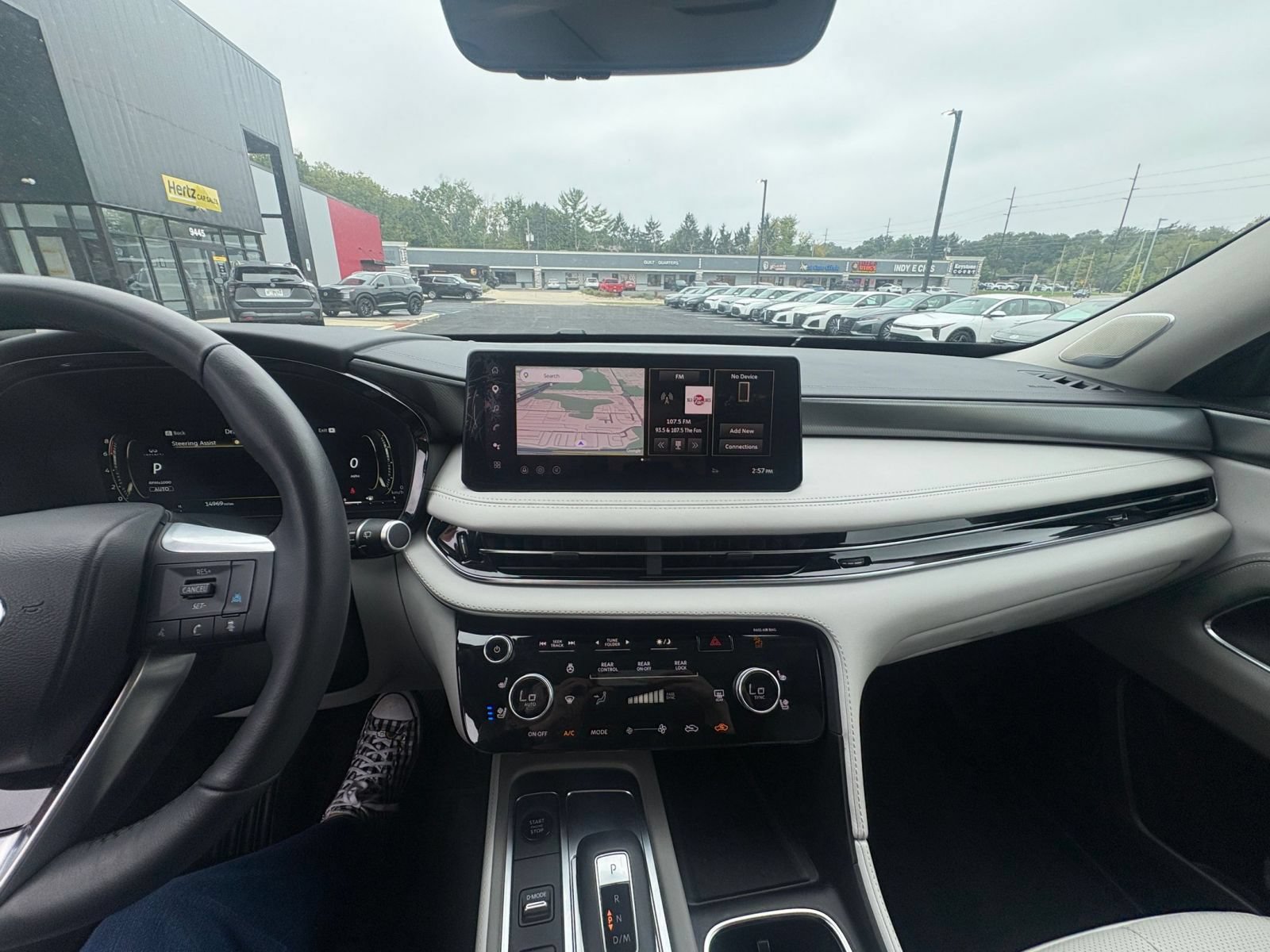 Thumbnail: 2026 INFINITI QX60 - 16