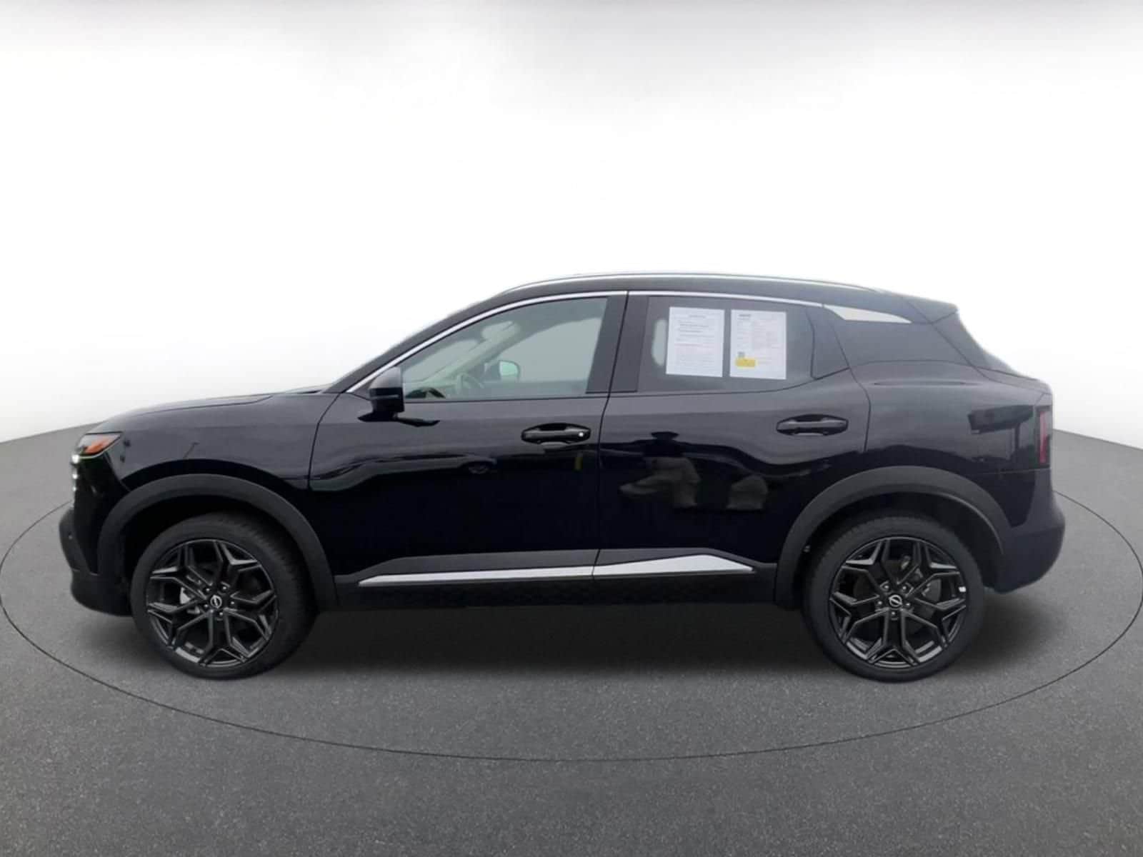 Thumbnail: 2026 Nissan Kicks - 9