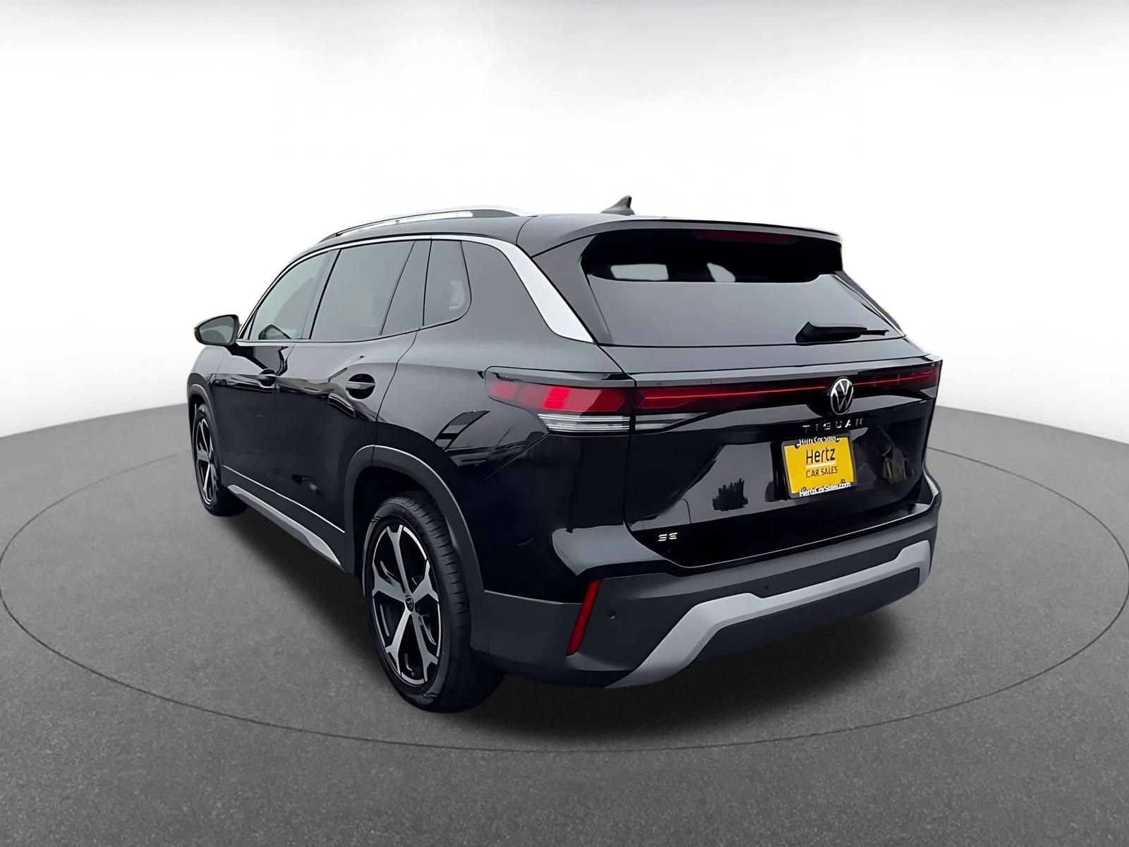 Thumbnail: 2026 Volkswagen Tiguan - 10