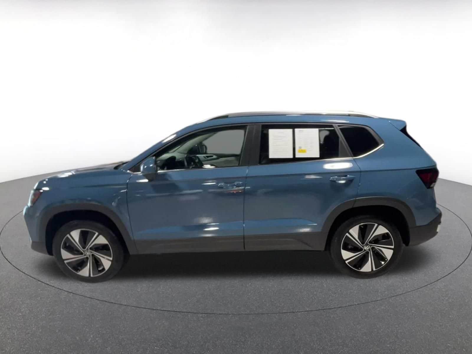 Thumbnail: 2026 Volkswagen Taos - 8