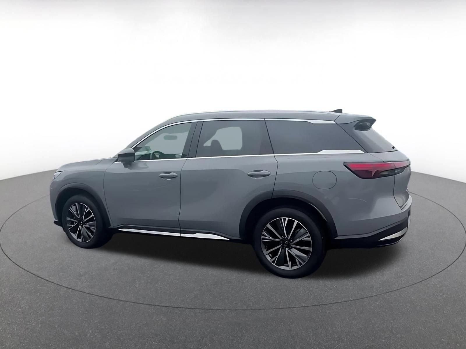Thumbnail: 2026 INFINITI QX60 - 9
