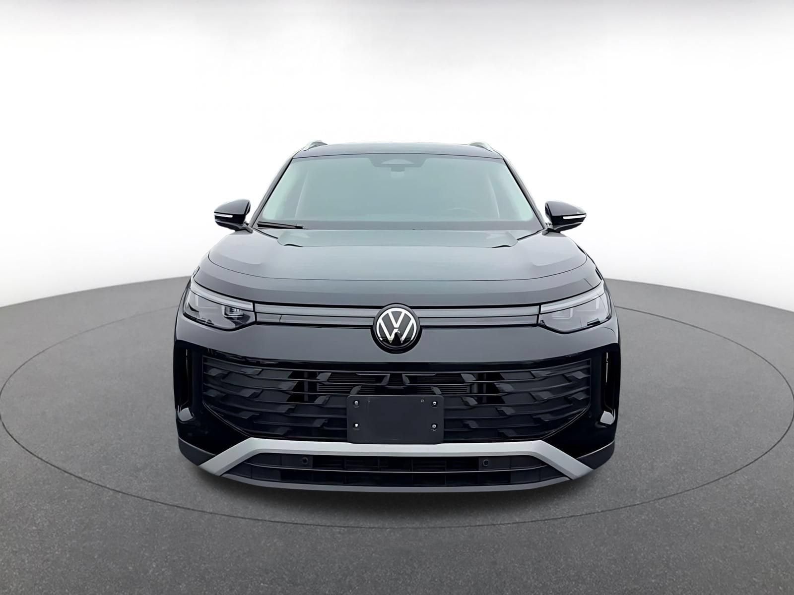 Thumbnail: 2026 Volkswagen Tiguan - 4