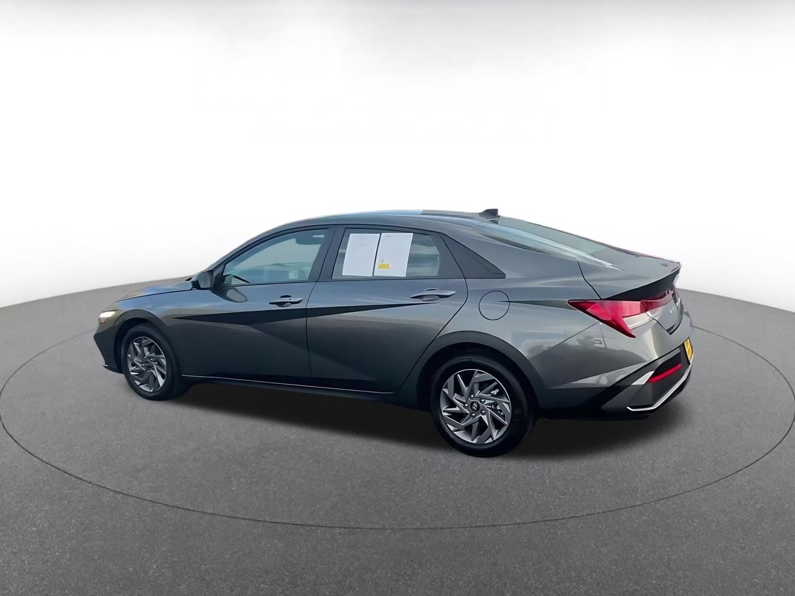 Thumbnail: 2026 Hyundai Elantra - 9