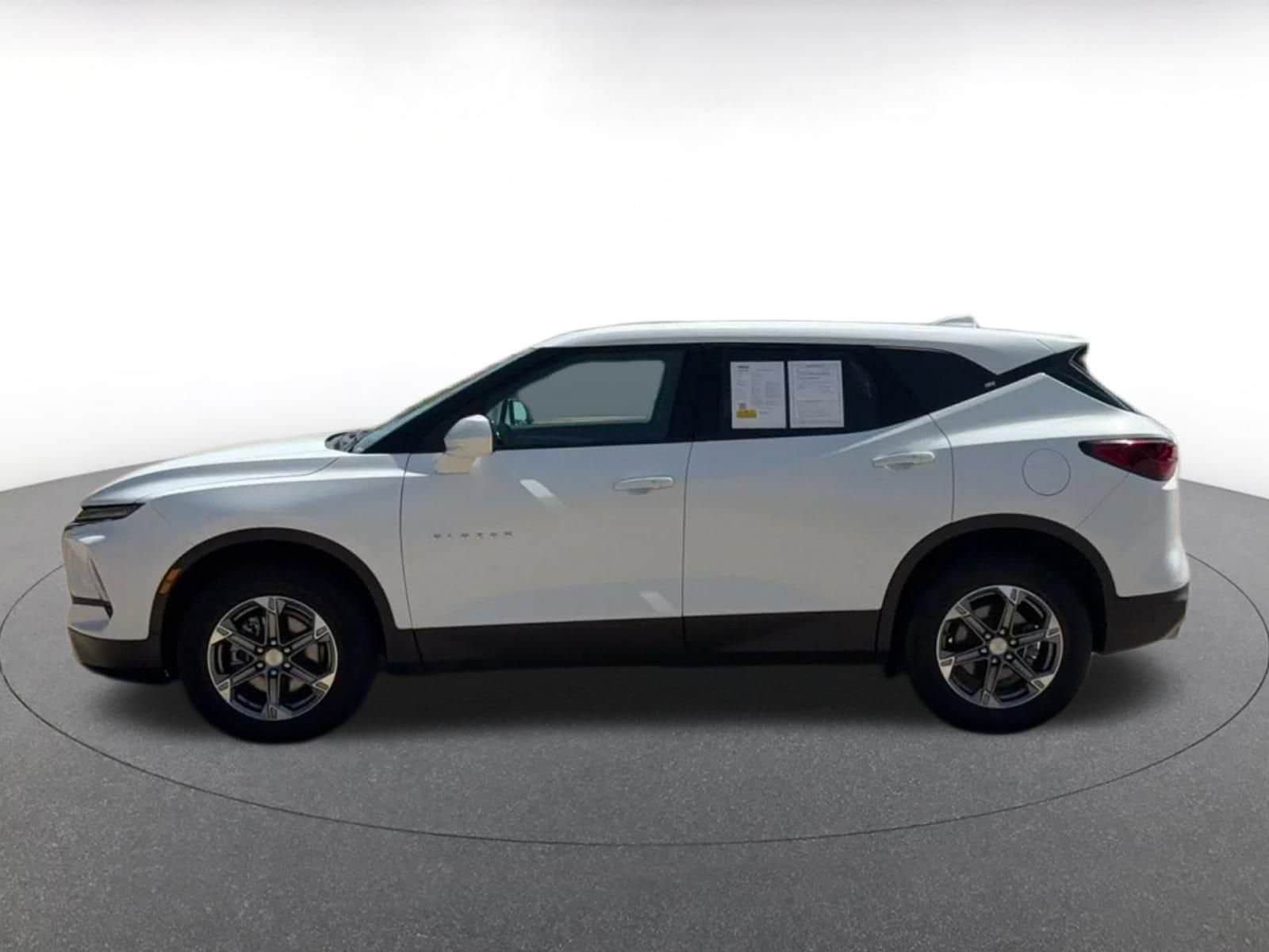 Thumbnail: 2026 Chevrolet Blazer - 8