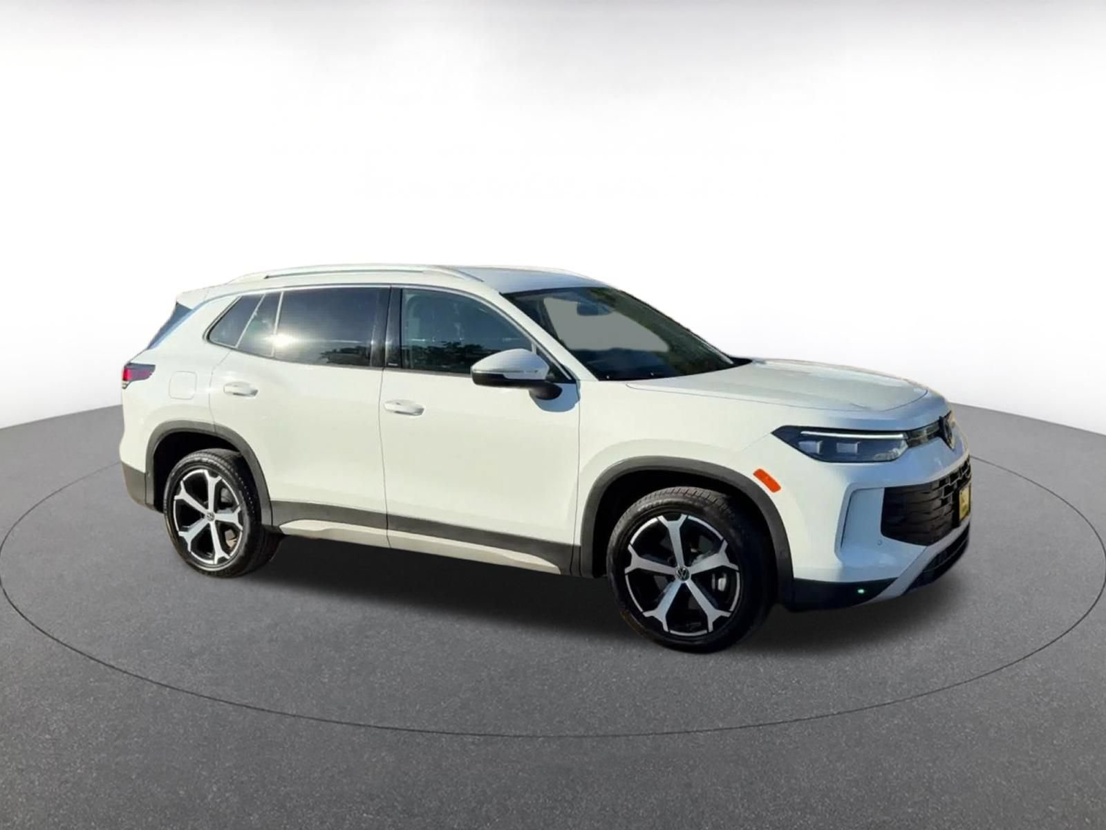 Thumbnail: 2026 Volkswagen Tiguan - 2