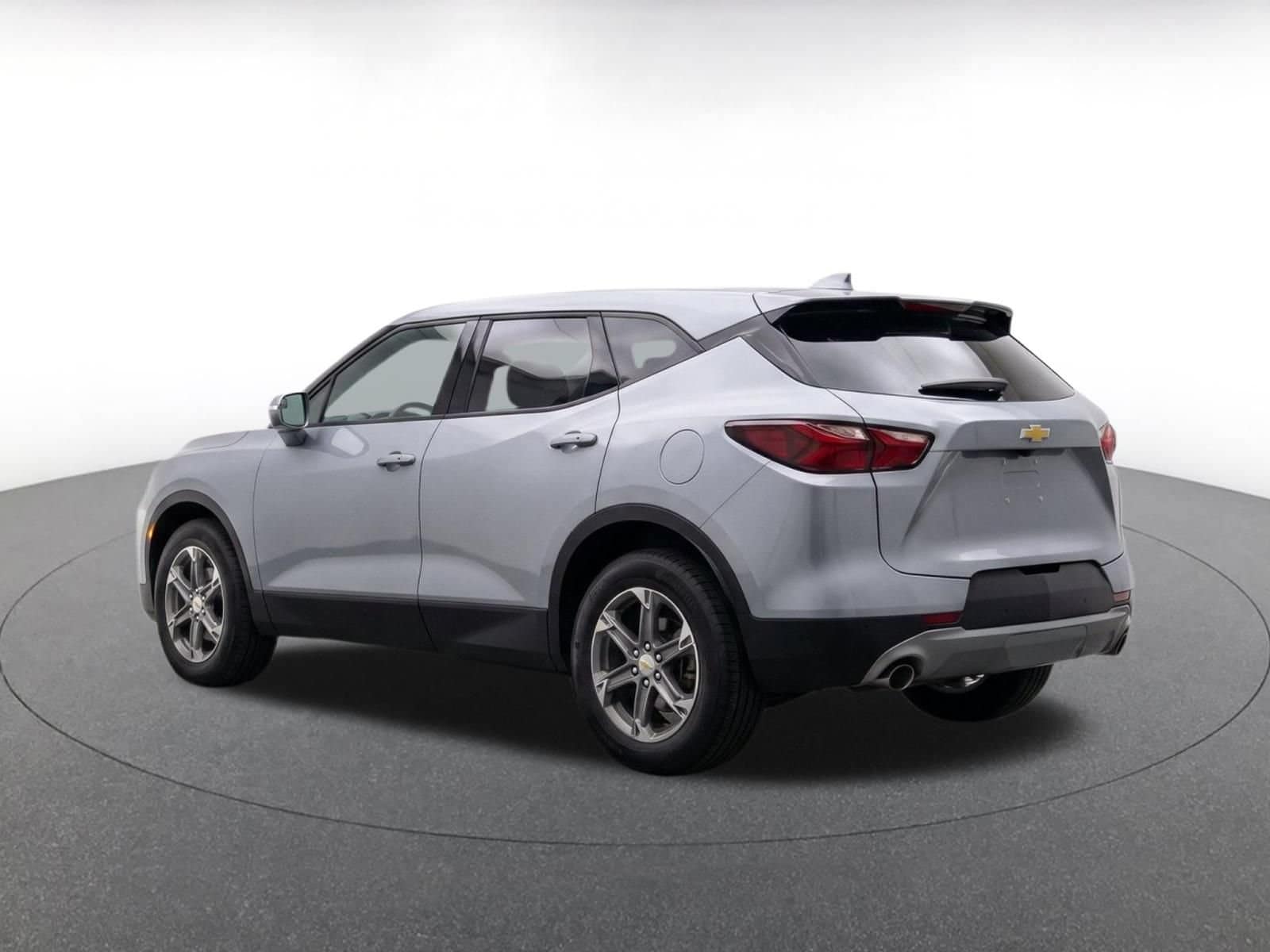 Thumbnail: 2026 Chevrolet Blazer - 6