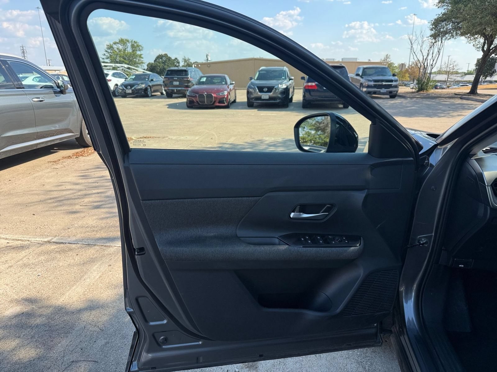 Thumbnail: 2026 Nissan Kicks - 18
